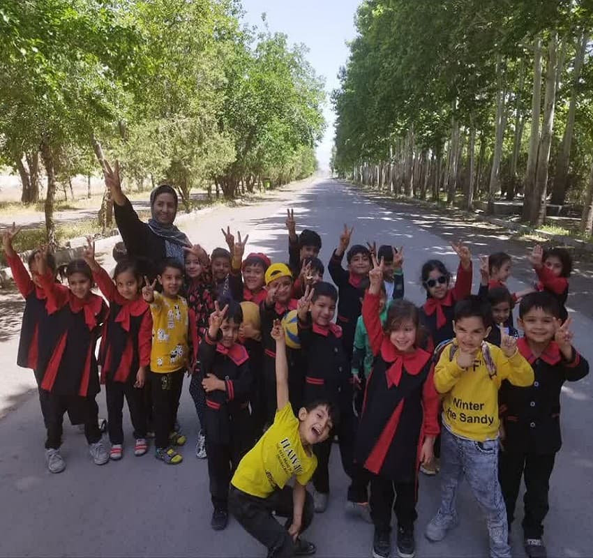فعالیت های دانش آموزان کودکستان کوثر 