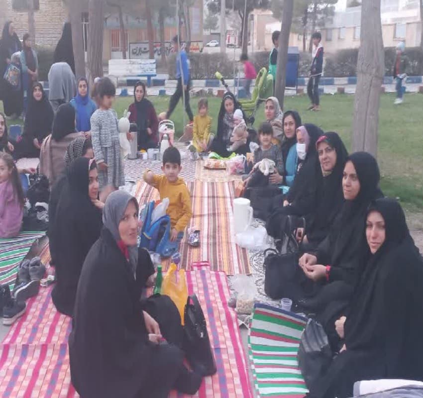 فعالیت های دانش آموزان کودکستان کوثر 